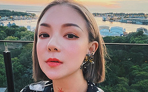 兒躺地照遭威脅「踩扁」！歐陽靖截圖反擊：不要試探母親的底線