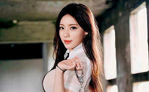 北藝大校花「謝立琪」辣扮性感女警  粉絲：快逮捕我