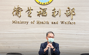 國民黨指稱「擋工商界買疫苗」！薛瑞元火線回應：一直有人做夢編故事