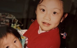 焦凡凡慶第一個3字頭生日！曝童年缺牙照萌翻天