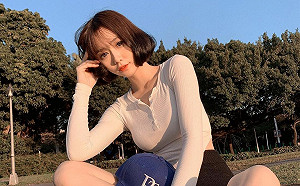 「最美女老師」劉芳岑曝上班反差照！網喊：小孩才做選擇