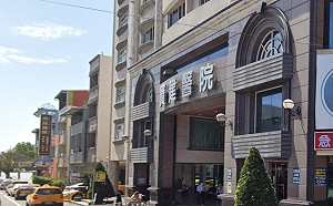 陳姓男子醫院「廁所偷拍」 院方調畫面後嫌犯身分曝光