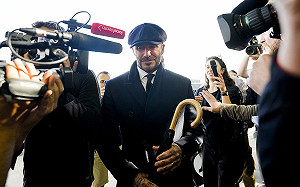 (影)哀悼英女王 貝克漢被目擊凌晨現身排隊人龍