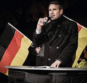 德極右黨議員喊停反省納粹  煽動族群遭圍剿