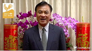 蘇嘉全拍片賀歲 向春節堅守崗位人員致意