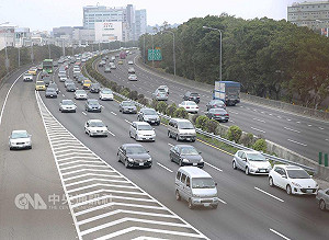 恐出現北返車潮 高公局籲短途多利用省縣道
