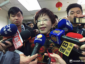 拿柯P暗諷郝？洪秀柱：新人不如舊人好