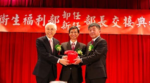 接掌衛福部 陳時中火速召開防疫記者會