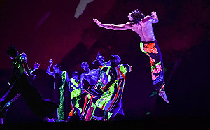 雲門重啟國際巡演  鄭宗龍《十三聲》登美國六大劇院