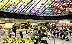 莫德納次世代疫苗開打 高雄首日1500人完成接種 