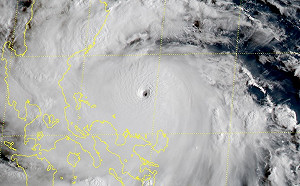 清晰颱風眼！鄭明典示警諾魯颱風變強很危險