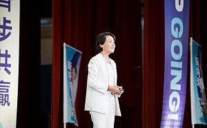 黃珊珊競總大會成立辦在北市大 蔣萬安競辦質疑違反行政中立