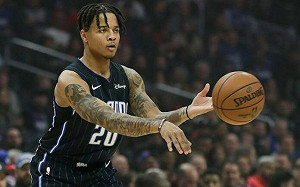 史上最痛狀元郎？　季前又傳骨折