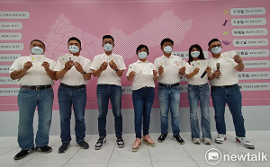 粉紅色調競總開箱 盧秀燕號召市民當主委