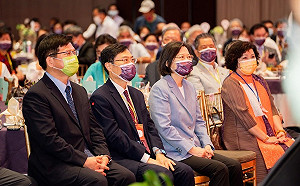 林佳龍：推動雙港六星產業實現新北大翻新