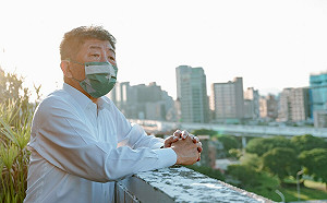 不切割周玉蔻？陳時中發文：防疫都一起撐過來 還有什麼能打擊我們