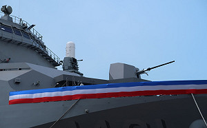 首艘國造萬級兩棲運輸艦今交艦 將負起南海、外島運輸主力