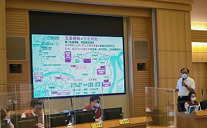 新北捷運局長：參選人林佳龍打臉當年交通部長林佳龍