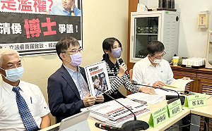 「侯大的官威！特權還是濫權？綠營要求侯市長釐清侯『博士』爭議