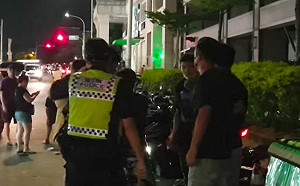 15歲少女被辭退　乾哥幫出氣GG了