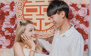 網紅佳雯曝喜訊！正式登記10年男友 網：陳太太上線