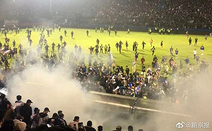 印尼球迷衝突事件死亡人數上升至 131 人