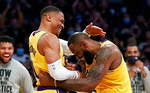 LBJ七投全落空　湖人慘輸國王30分