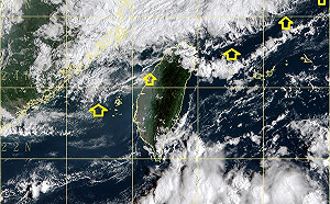 天氣也在戰南北？「秋潮」來襲北涼南熱！鄭明典曬圖釋疑