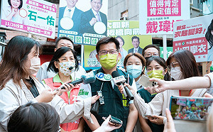 侯辦批抄襲 林佳龍喊不一樣：「溪北捷運」服務200萬人口 成新北縱貫線