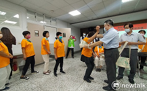 翻轉人生下半場 嶺東樂齡大學推出時尚課程