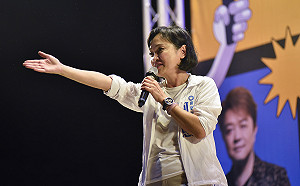 廟口金能講首部曲 柯志恩三鳳宮高歌「快樂的出航」