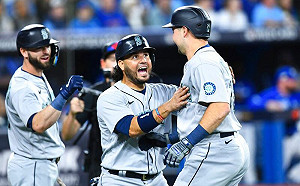 相隔20年!水手完封藍鳥奪季後首勝