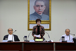 洪秀柱：民進黨的轉型正義其實是「正義轉型」