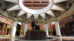 孫蔣銅像何去何從  中山大學定4/5說明