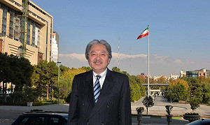 曾俊華港首民調奪冠！中國「恩威並施」最佳人選？