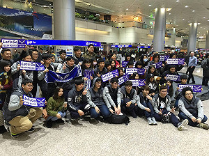 狂賀！FW 閃電狼粉絲擠爆桃機大廳