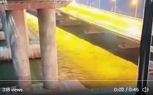 爆炸前克里米亞大橋下狂湧神秘海浪！網猜「這武器」所致