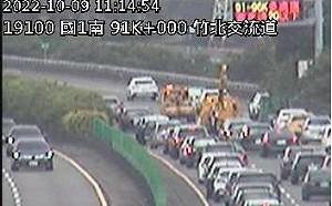 連假國道現車龍！高公局建議這「9大壅塞路段」晚點出發