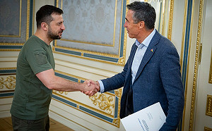 北約前秘書長：對烏克蘭提供安全保證 能讓美國集中精力對抗中國