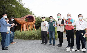 開箱大地藝術季亮點《沉水流光》 大隆田展區化身「夜光森林」