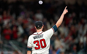 勇士20勝強投6局好投 完封費城扳平