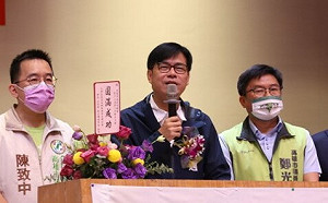 何時正式展開競選活動？ 陳其邁：該請假會配合規定辦理