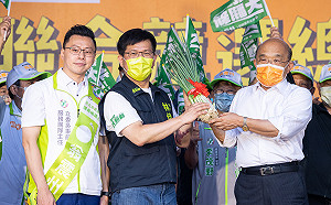 與翁震州聯合競總成立  林佳龍拋在新莊舉行國際大型耶誕跨年活動