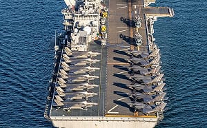 荷姆茲海峽「這國」被特別放一馬! 美軍兩巨艦載2千多兵奔向伊朗