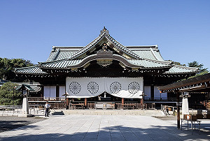 靖國神社春季例大祭 日相岸田供奉供品不參拜