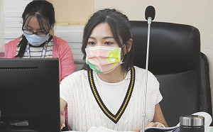 5.2億元熊好券被當選舉紅利？北市議員批柯文哲：連振興都是敷衍了事