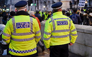 倫敦的制服流氓！近2000名警察涉嫌不法 僅13人被革職