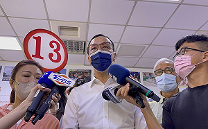 鍾東錦嘆藍軍英雄變黑道 朱立倫再打臉：排黑條款是天條