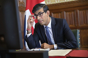 英國變天了! 保守黨國會改選慘敗 英媒 : 蘇納克週五將宣布辭職