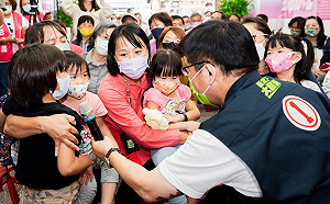 林佳龍台語座談盼推語言平權「城市人民攏愛huan-sin（翻新）」